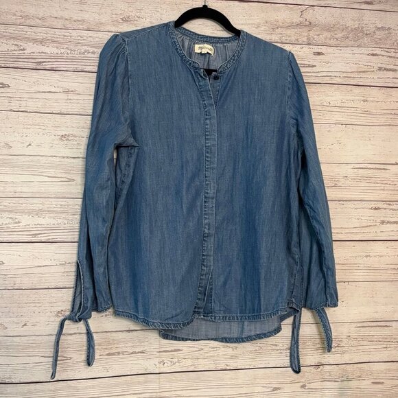 Madewell Classic Chambray Denim Button Down Tie-Sleeve Shirt Women's Size Med - Picture 2 of 8